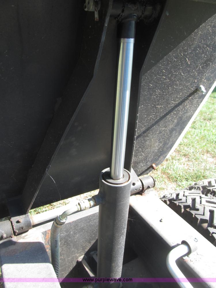 image for item B5167 2011 Bartell Morrison DB17P power buggy