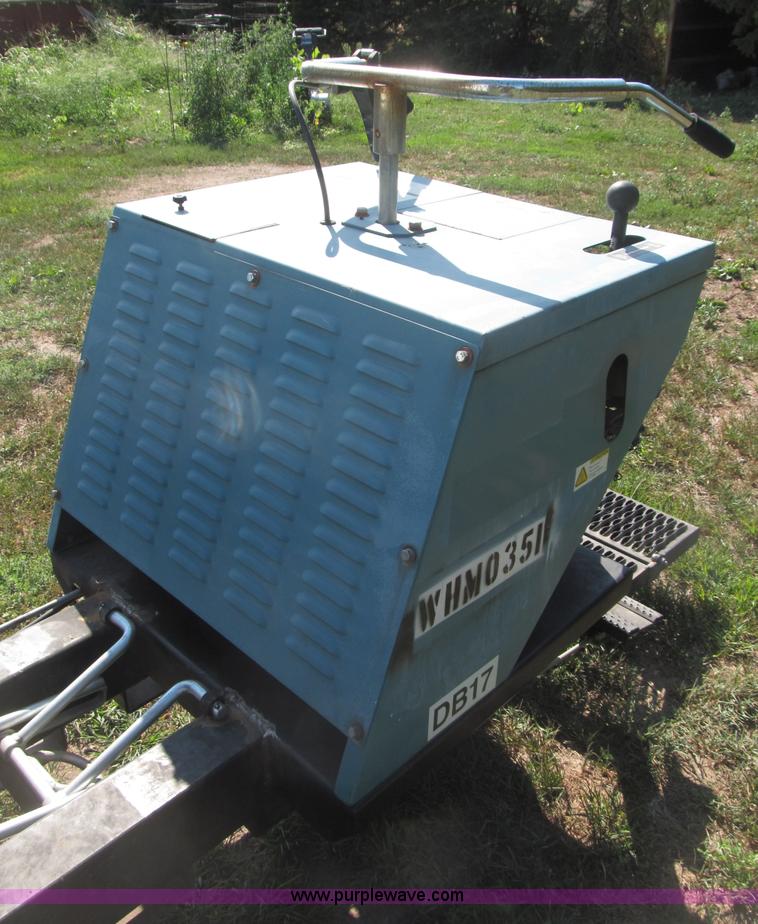 image for item B5167 2011 Bartell Morrison DB17P power buggy