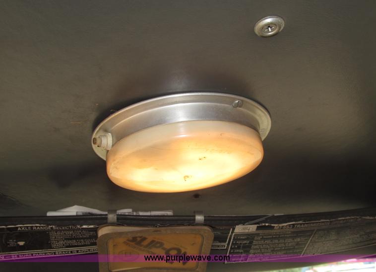 image for item B5175 1985 Ford CT8000 low tilt boom truck