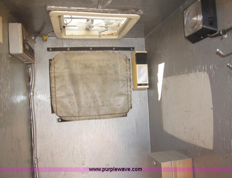 image for item B5175 1985 Ford CT8000 low tilt boom truck