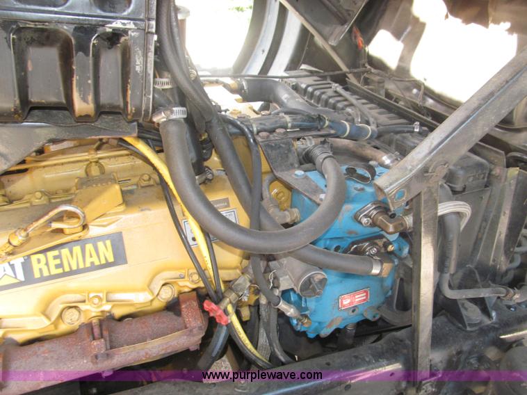 image for item B5175 1985 Ford CT8000 low tilt boom truck