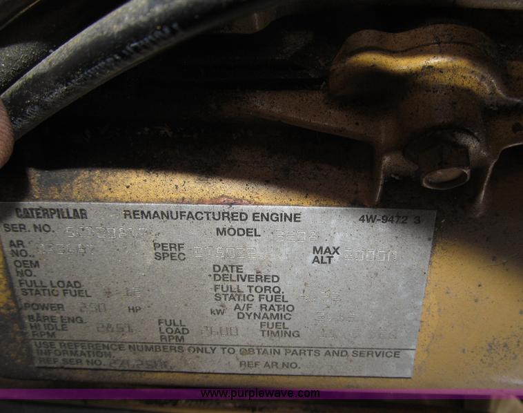 image for item B5175 1985 Ford CT8000 low tilt boom truck