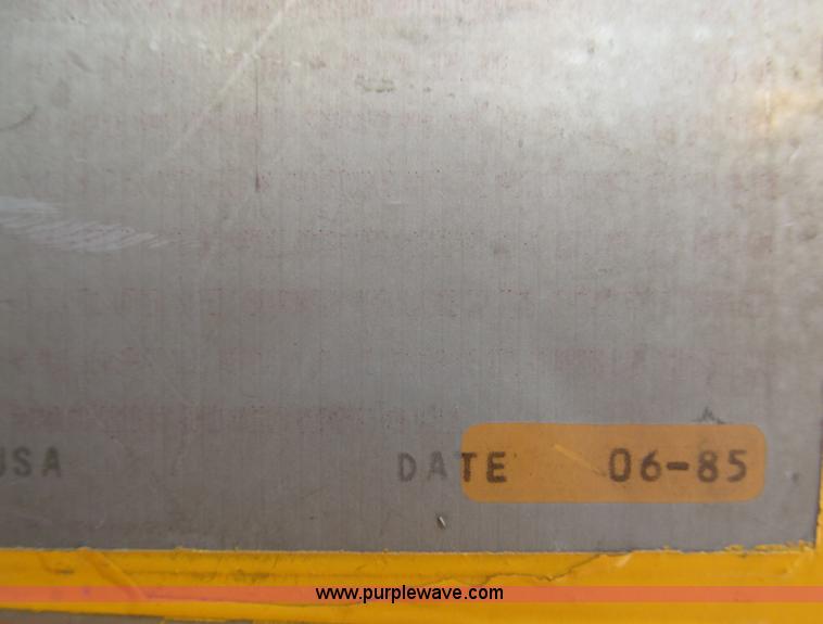 image for item B5175 1985 Ford CT8000 low tilt boom truck