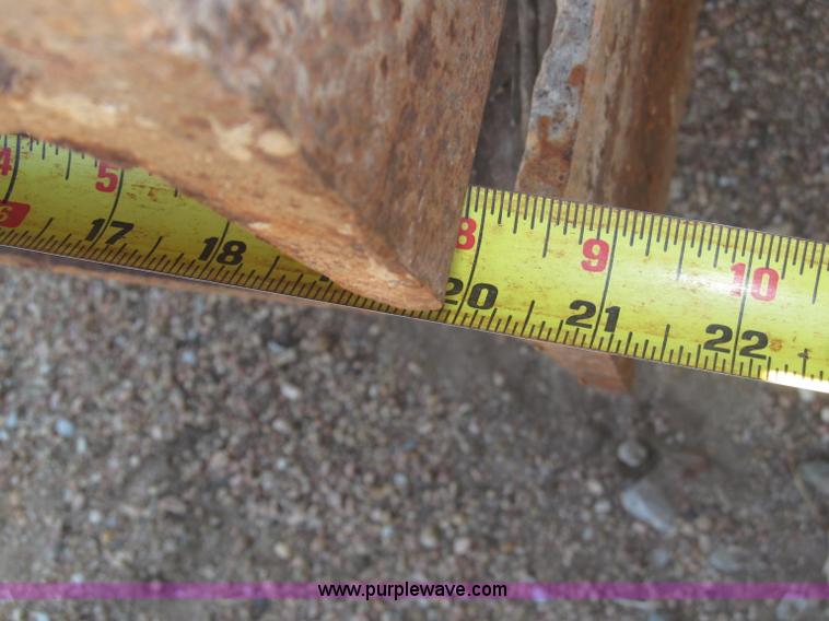 image for item B5196 (12) 20" x 24" Inland Steel I-beams