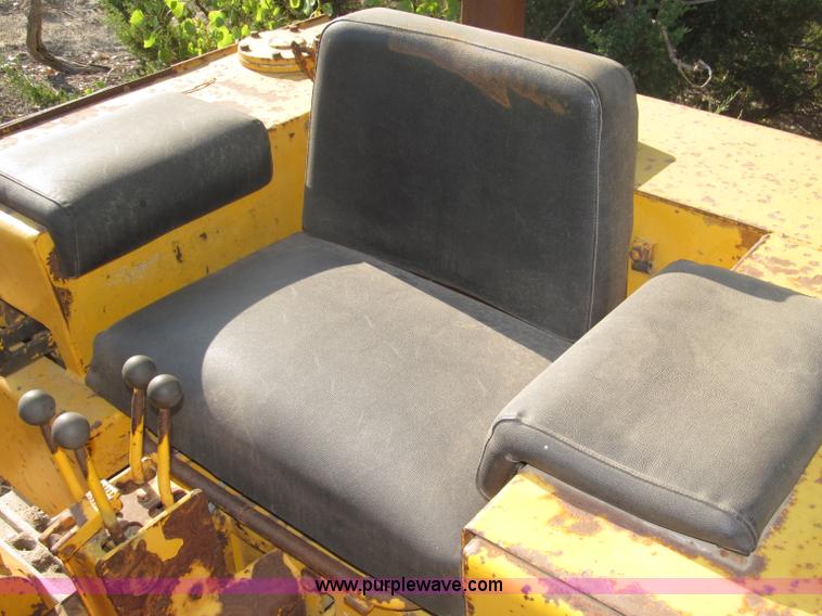 image for item B5199 1966 Case C1150 track loader