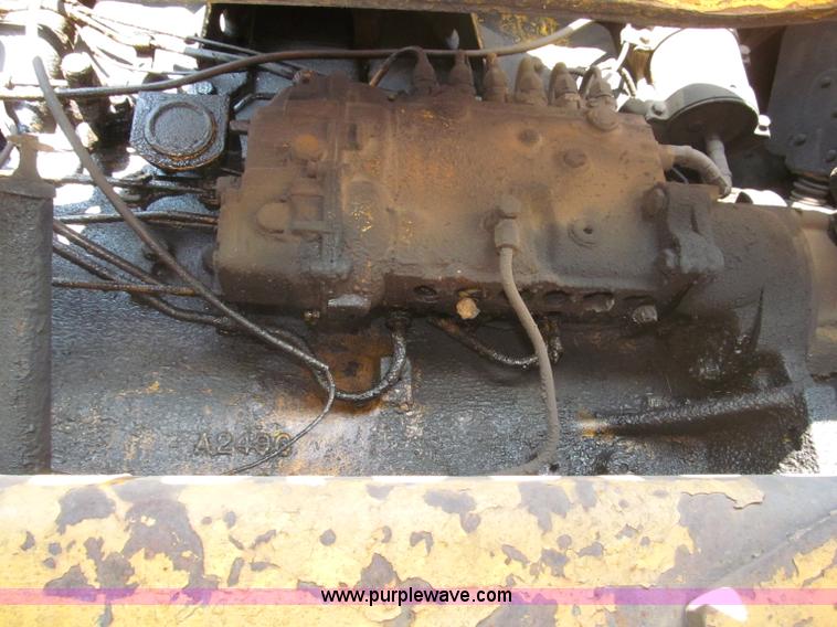 image for item B5199 1966 Case C1150 track loader