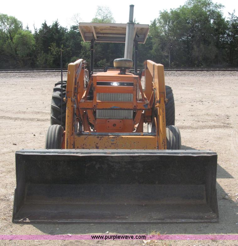 image for item B5200 1990 Ford 6610 tractor