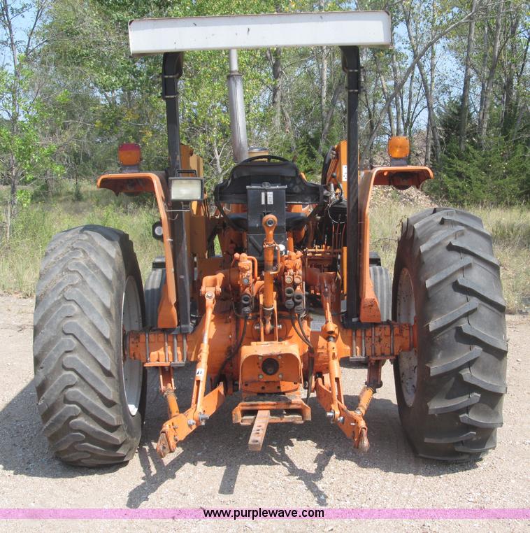 image for item B5200 1990 Ford 6610 tractor