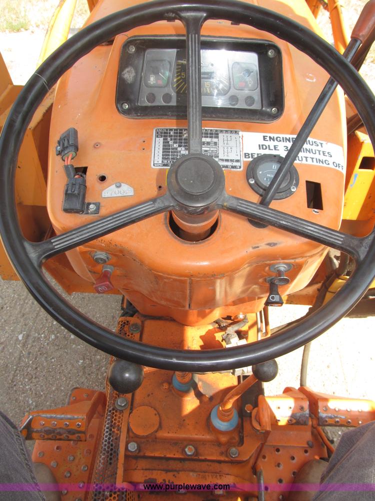 image for item B5200 1990 Ford 6610 tractor