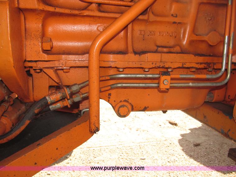 image for item B5200 1990 Ford 6610 tractor