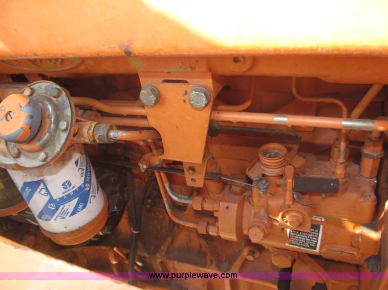 image for item B5200 1990 Ford 6610 tractor