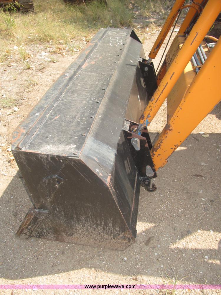 image for item B5200 1990 Ford 6610 tractor