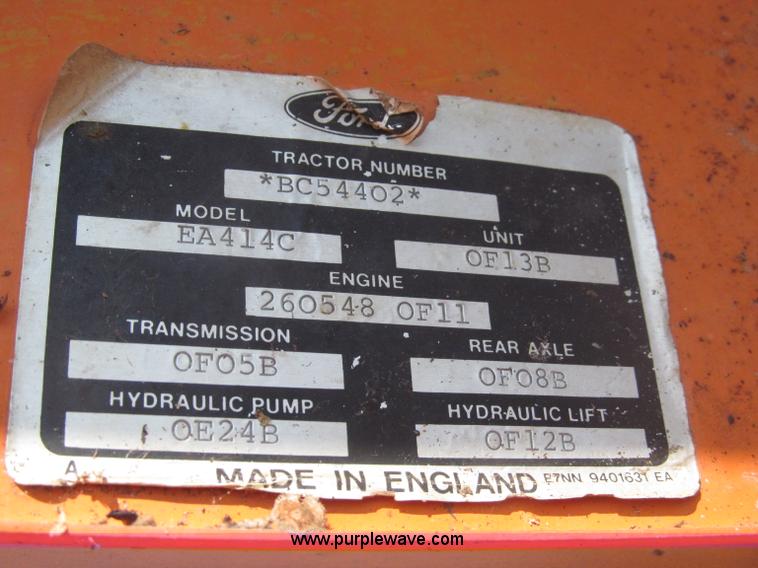 image for item B5200 1990 Ford 6610 tractor