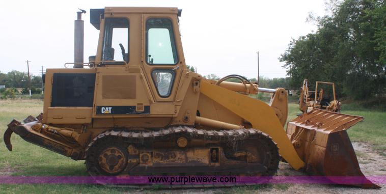 image for item B6954 1990 Caterpillar 953 track loader