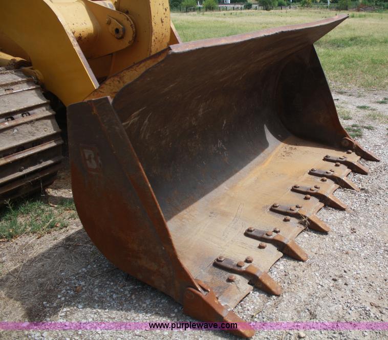 image for item B6954 1990 Caterpillar 953 track loader