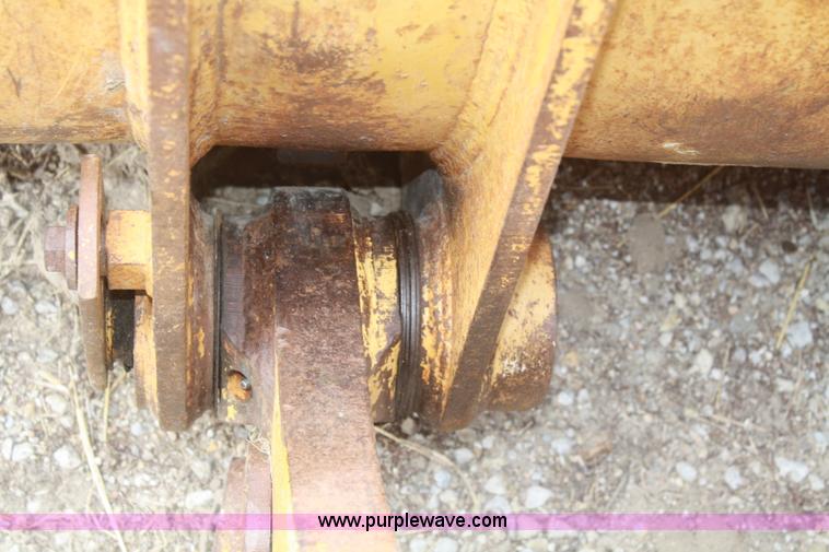 image for item B6954 1990 Caterpillar 953 track loader