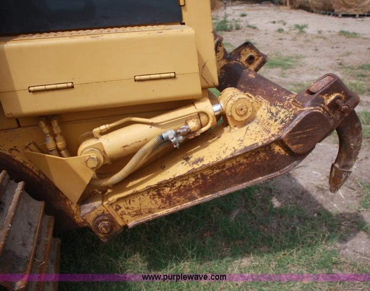 image for item B6954 1990 Caterpillar 953 track loader