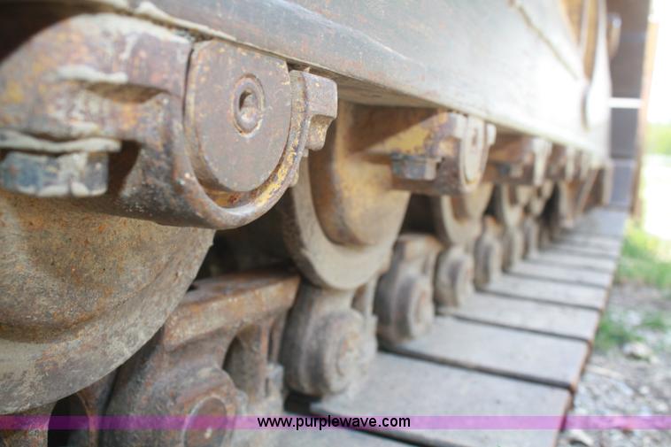 image for item B6954 1990 Caterpillar 953 track loader