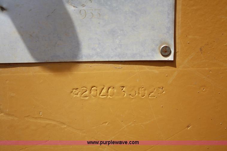 image for item B6954 1990 Caterpillar 953 track loader