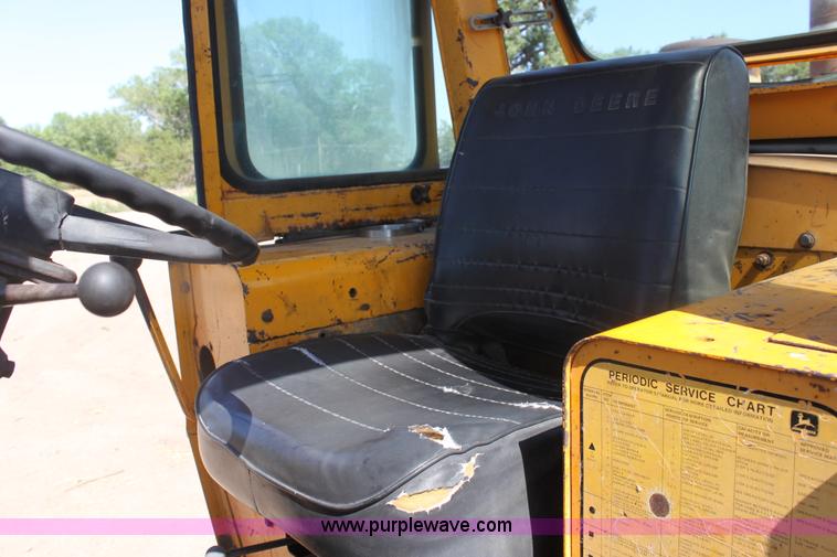 image for item B7392 1971 John Deere 644A wheel loader