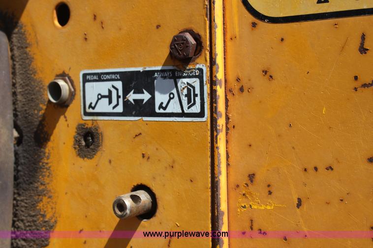 image for item B7392 1971 John Deere 644A wheel loader