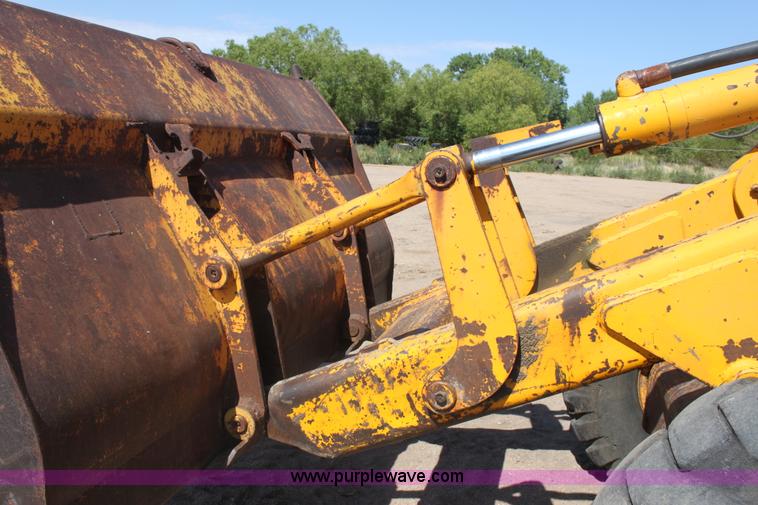 image for item B7392 1971 John Deere 644A wheel loader