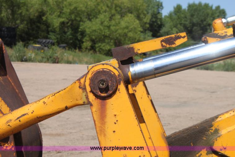 image for item B7392 1971 John Deere 644A wheel loader