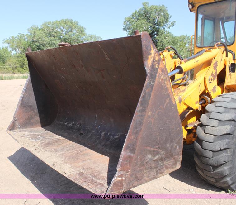 image for item B7392 1971 John Deere 644A wheel loader