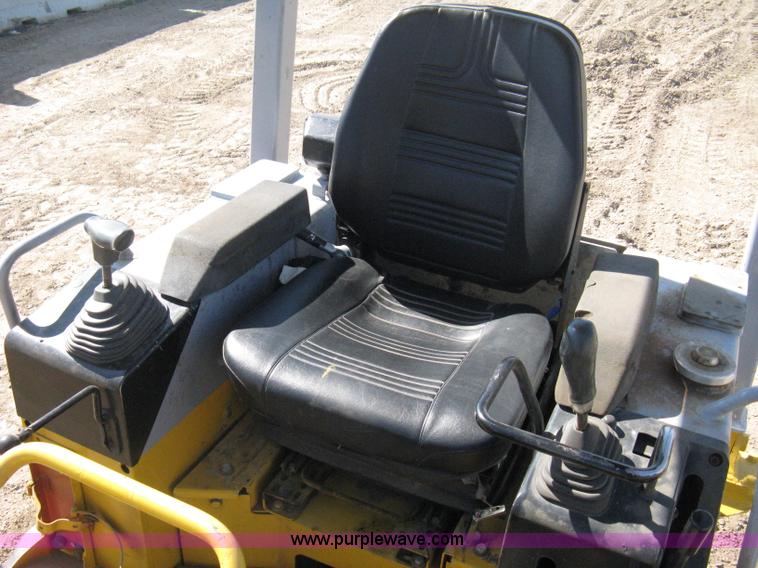 image for item B8026 1999 Komatsu D21A-7 dozer