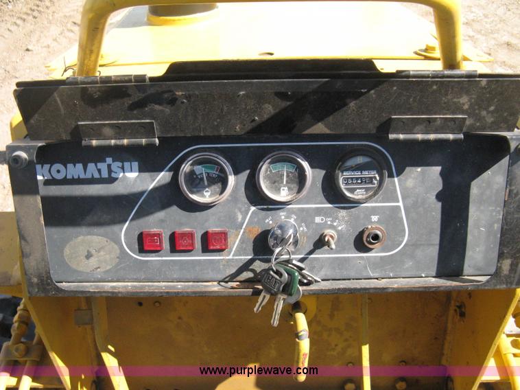 image for item B8026 1999 Komatsu D21A-7 dozer