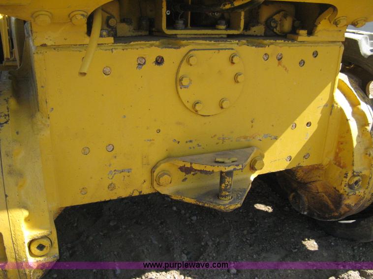 image for item B8026 1999 Komatsu D21A-7 dozer