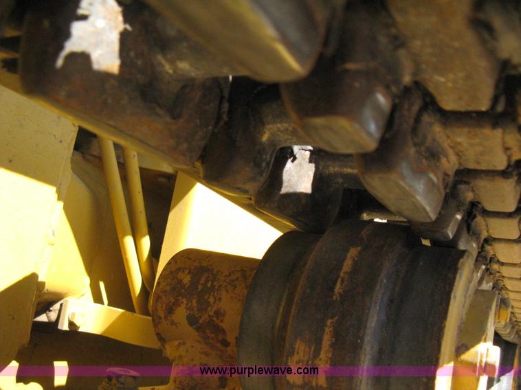 image for item B8026 1999 Komatsu D21A-7 dozer