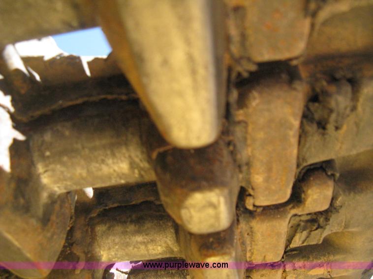 image for item B8026 1999 Komatsu D21A-7 dozer