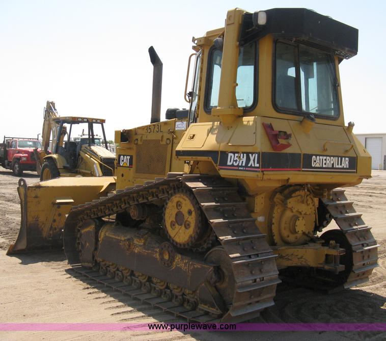 image for item B8027 1995 Caterpillar D5H XL Series II dozer