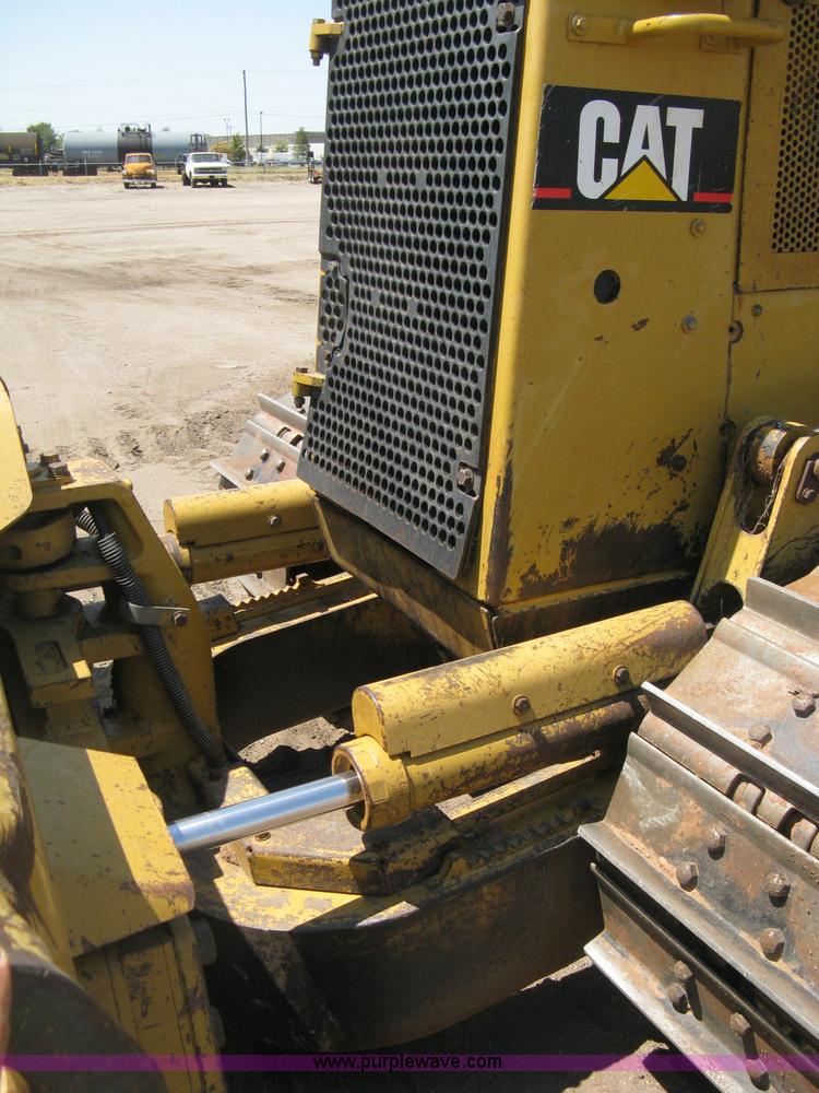 image for item B8027 1995 Caterpillar D5H XL Series II dozer