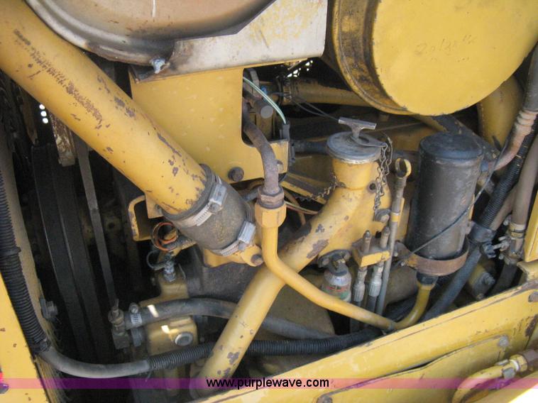 image for item B8027 1995 Caterpillar D5H XL Series II dozer