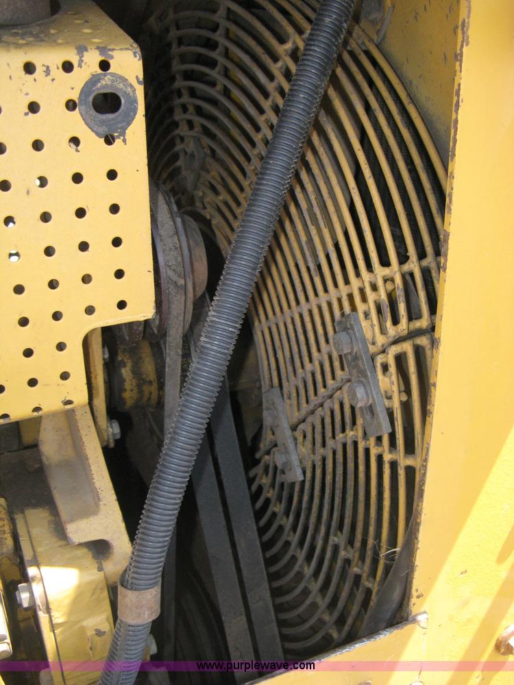 image for item B8027 1995 Caterpillar D5H XL Series II dozer