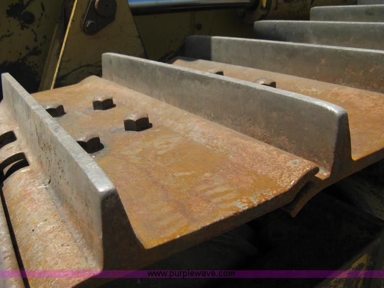 image for item B8027 1995 Caterpillar D5H XL Series II dozer