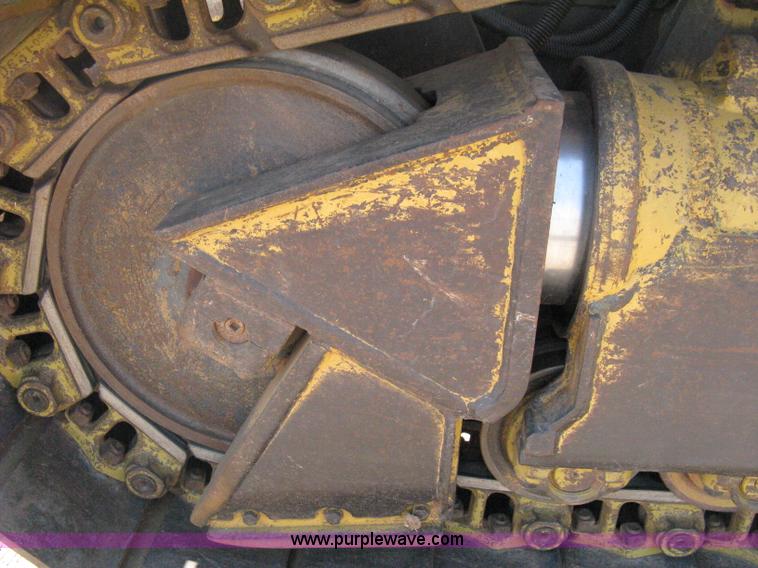 image for item B8027 1995 Caterpillar D5H XL Series II dozer