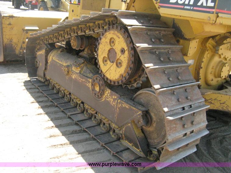 image for item B8027 1995 Caterpillar D5H XL Series II dozer