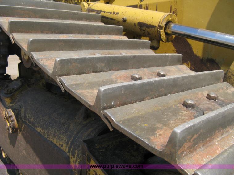 image for item B8027 1995 Caterpillar D5H XL Series II dozer