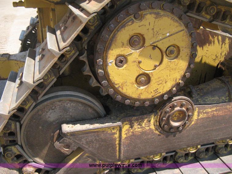 image for item B8027 1995 Caterpillar D5H XL Series II dozer