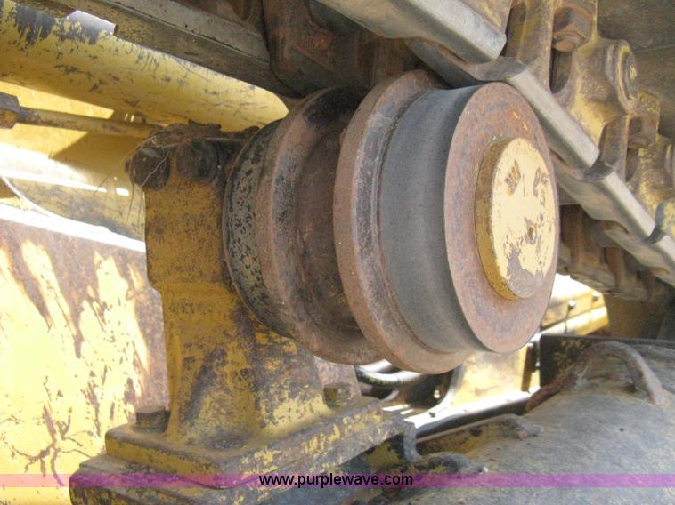 image for item B8027 1995 Caterpillar D5H XL Series II dozer