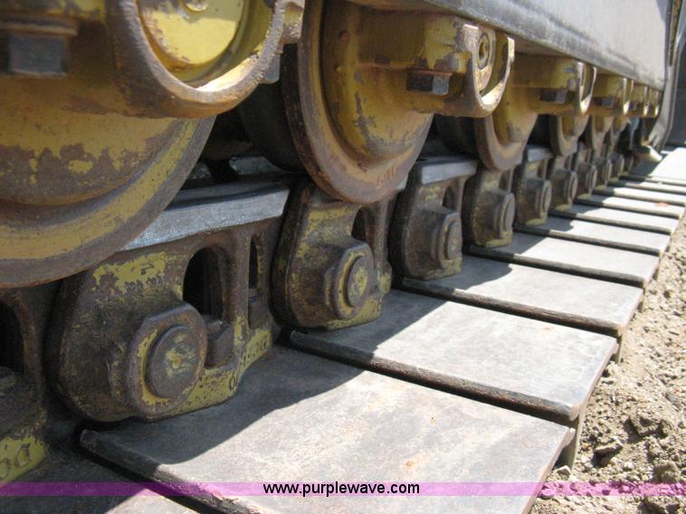 image for item B8027 1995 Caterpillar D5H XL Series II dozer