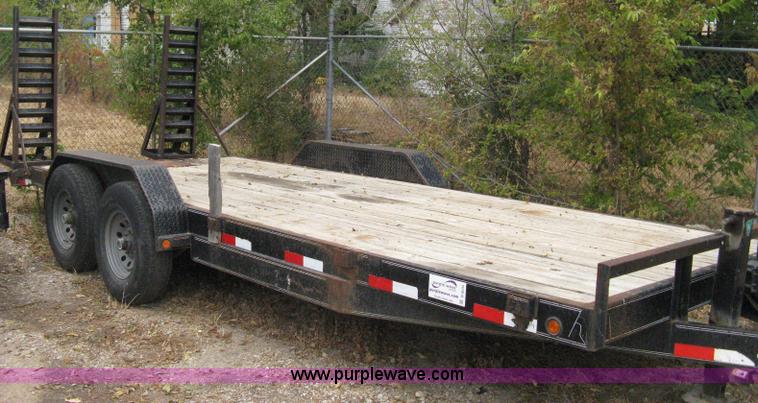 image for item B8032 2003 Load-Trail tandem axle flatbed trailer