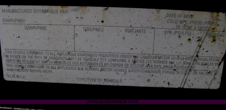 image for item B8032 2003 Load-Trail tandem axle flatbed trailer