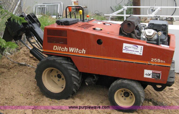 image for item B8036 2005 Ditch Witch 255SXH cable plow trencher
