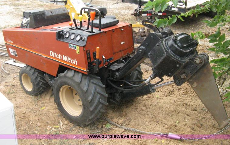 image for item B8036 2005 Ditch Witch 255SXH cable plow trencher