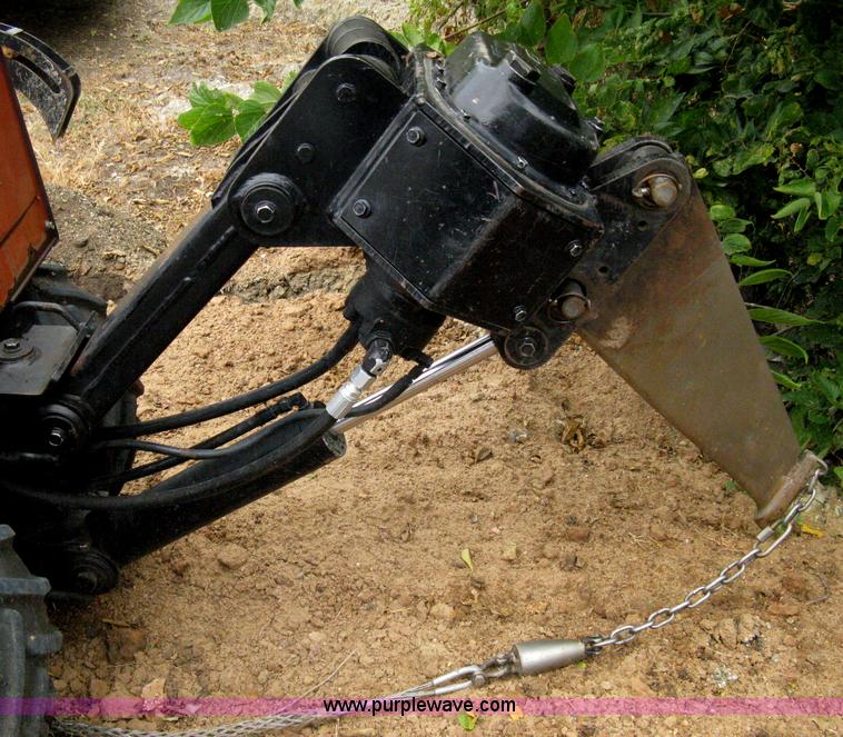 image for item B8036 2005 Ditch Witch 255SXH cable plow trencher