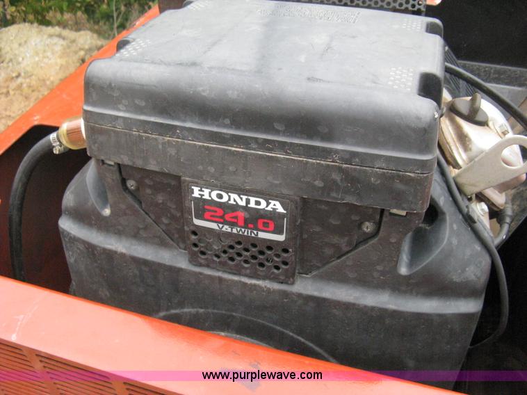 image for item B8036 2005 Ditch Witch 255SXH cable plow trencher